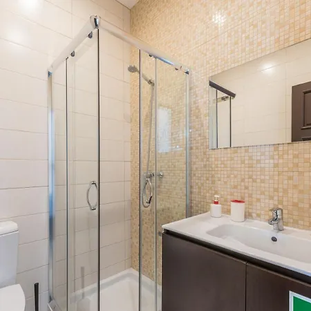 בית נופש Guestready - Spacious Modern In Porto