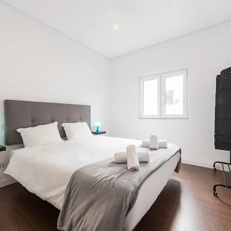 Guestready - Spacious Modern Stay In Porto Guest house