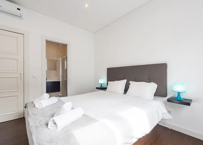 Guestready - Spacious Modern Stay In Porto Ferienhaus